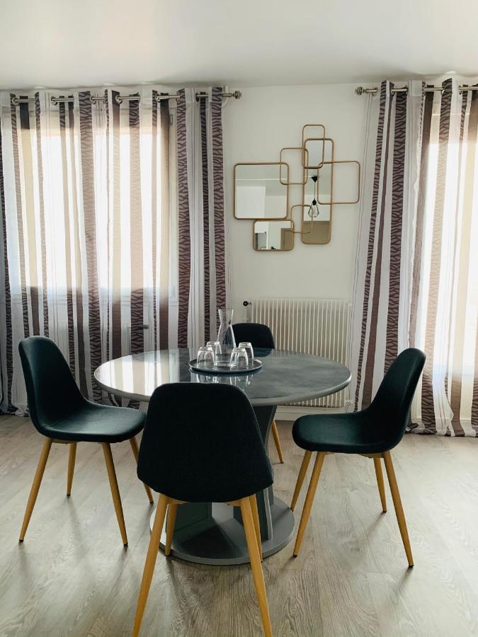 St Louis Appartement Roanne Bagian luar foto