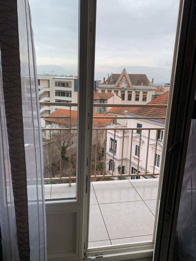 St Louis Appartement Roanne Bagian luar foto